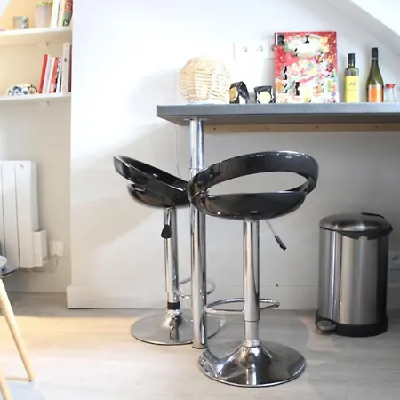 Design Studio With Superb View, Well Located Apartamento París