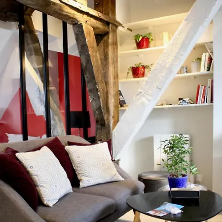 Appartement Design Studio With Superb View, Well Located